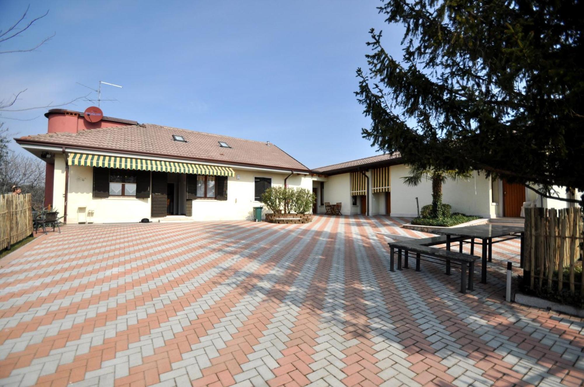 Agriturismo & Agricamping Serena Pastrengo Room photo